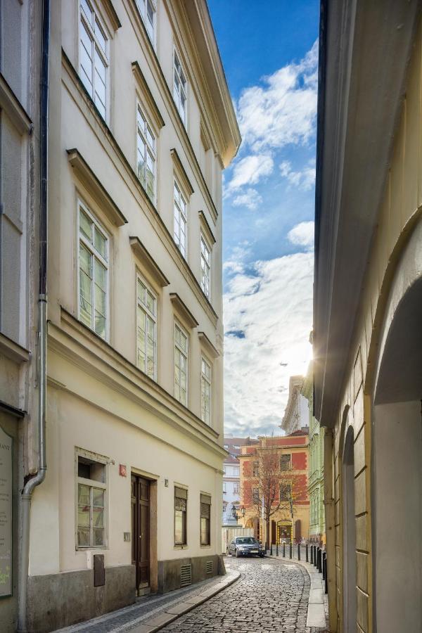 Michalska - Old Town Apartment Praag Buitenkant foto