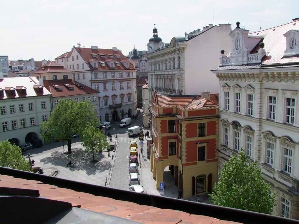 Michalska - Old Town Apartment Praag Buitenkant foto